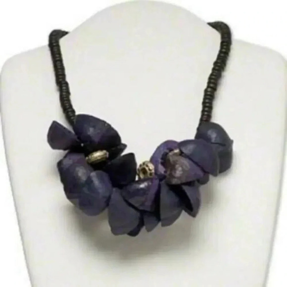 Hancrafted Edgy Coconut and Mangrove Tree Shell Ethnic Statement Necklace - Picture 1 of 1